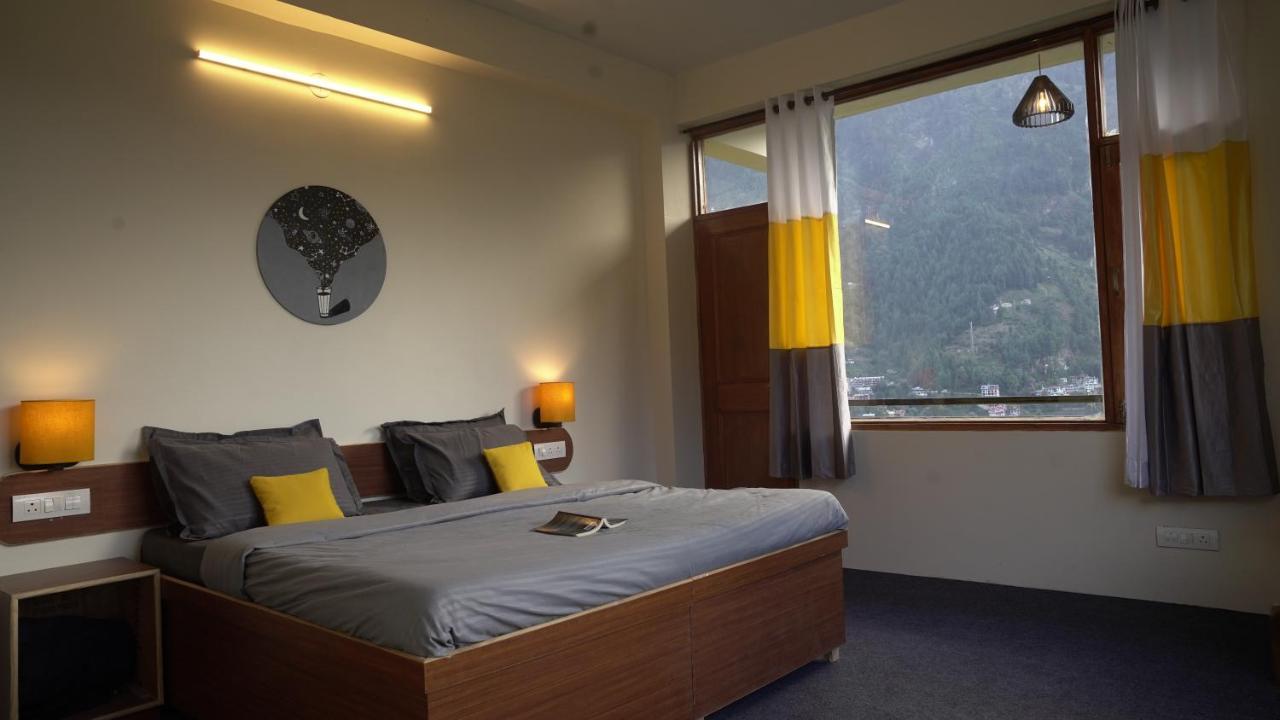 Firefly Hostel Manāli Exteriér fotografie